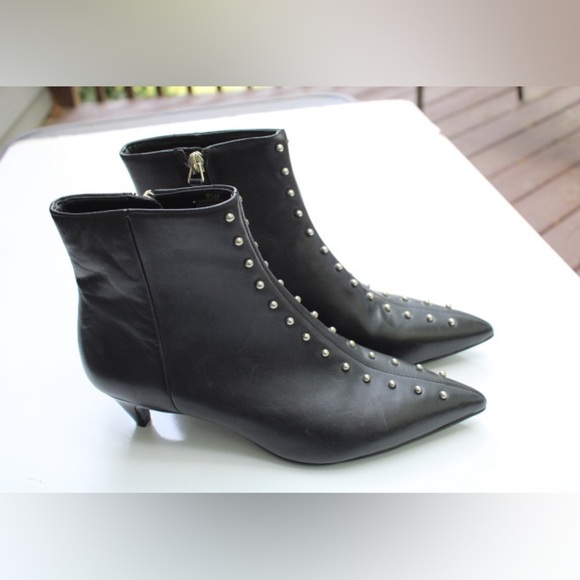 Nine West studded booties - Picture 5 of 9